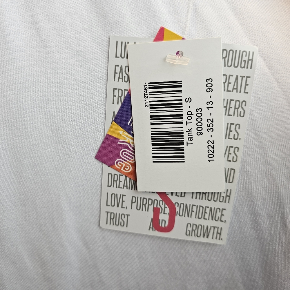 Bright White Classic LuLaRoe Tank Top - Picture 2 of 15
